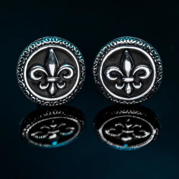 Srebrna dugmad za manžetne Firenca sa Fleur De Lis motivom, prestiž i elegancija za posebne prilike