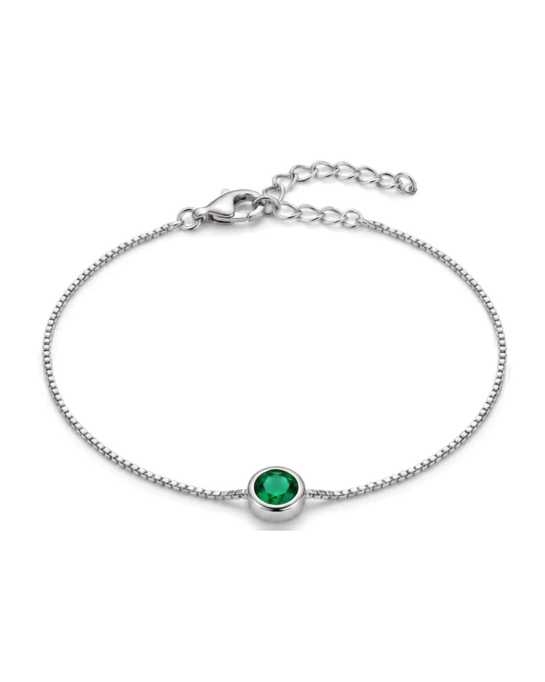 Ženska srebrna narukvica Diamond Glow Verde Silver – Narukvica Diamond Glow Verde izvanredno spaja suptilnost 925 srebra i raskošnu boju smaragdnog kamena.