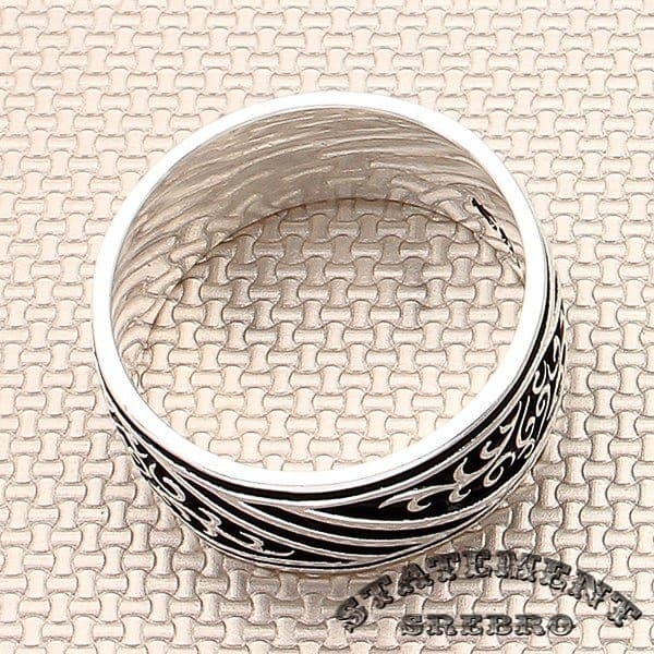 Muški srebrni prsten Ornament Minimal od 925 srebra sa uklesanim ornamentima, minimalistički dizajn za svakodnevno nošenje.