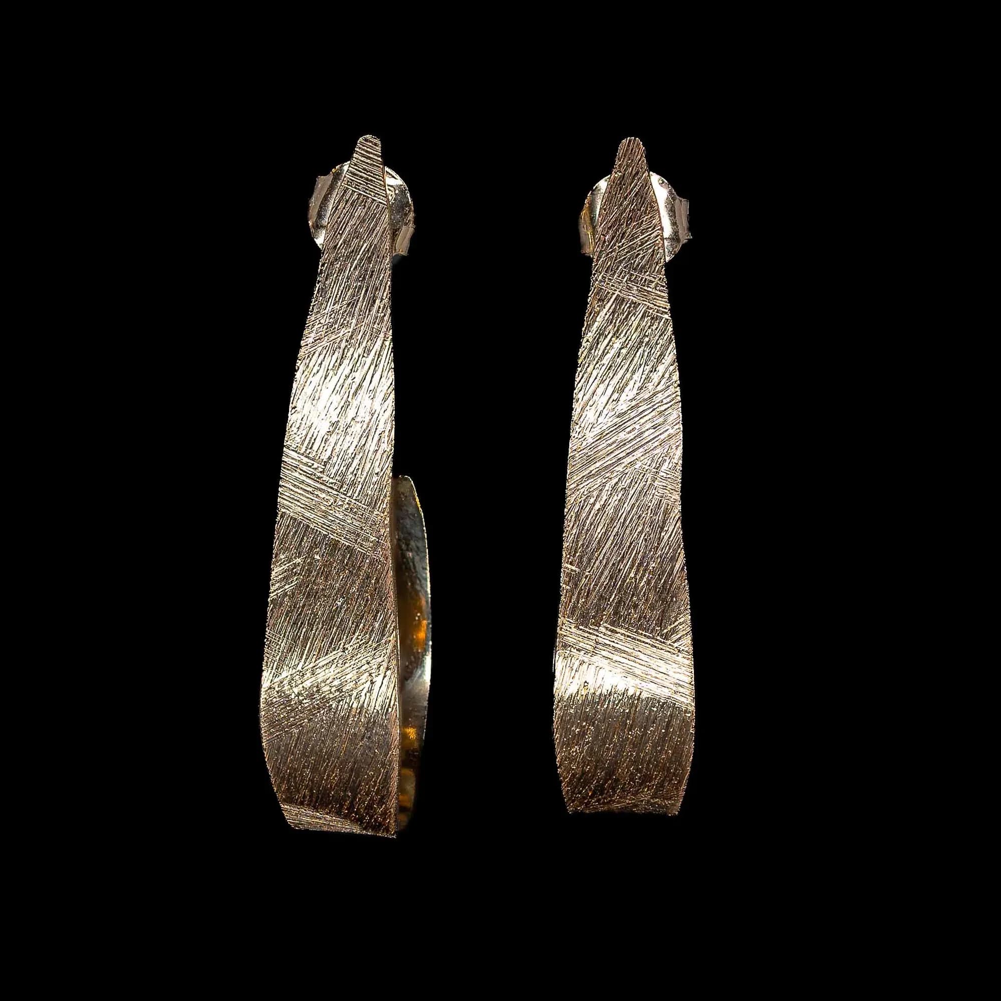 Kleopatra Muse minđuše od 925 srebra i 14k pozlate, 7.5x36mm – elegantan nakit za svečane prilike